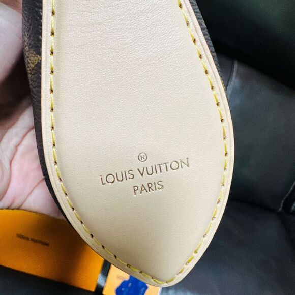 Brand New Louis Vuitton Tirette Pochette - Picture 6 of 16